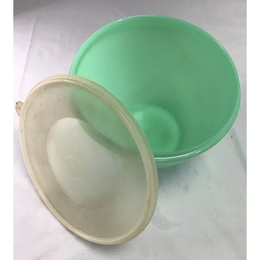 Tupperware this lot